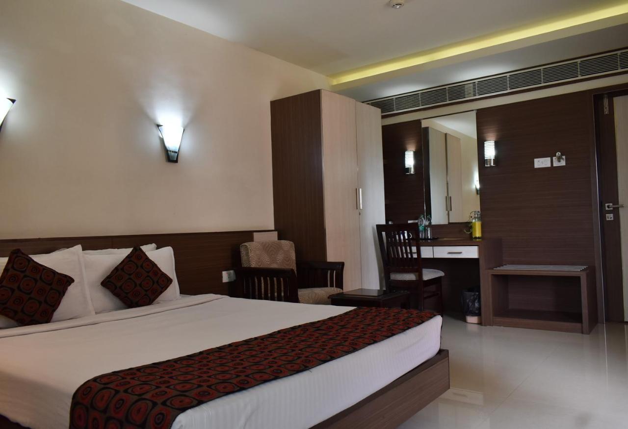 Hotel South Regency, Ernakulam Kochi Exteriör bild