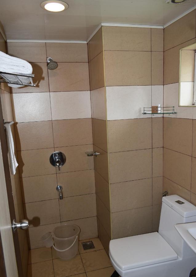 Hotel South Regency, Ernakulam Kochi Exteriör bild