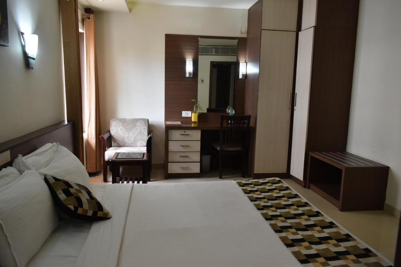 Hotel South Regency, Ernakulam Kochi Exteriör bild