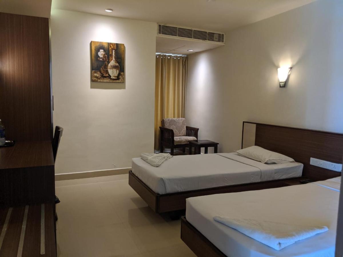 Hotel South Regency, Ernakulam Kochi Exteriör bild