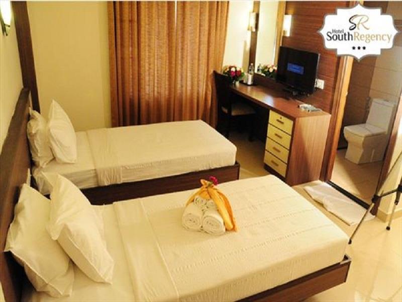Hotel South Regency, Ernakulam Kochi Exteriör bild
