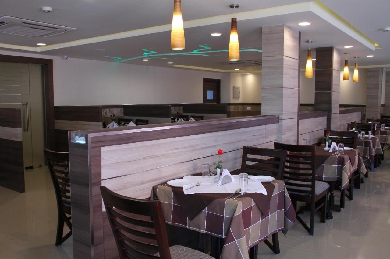 Hotel South Regency, Ernakulam Kochi Exteriör bild