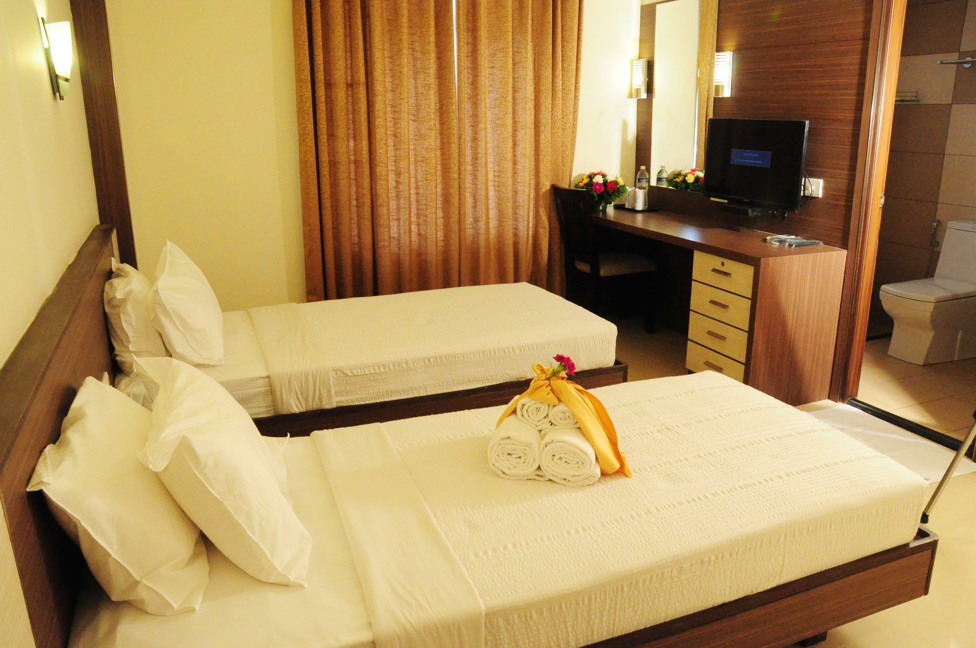 Hotel South Regency, Ernakulam Kochi Exteriör bild