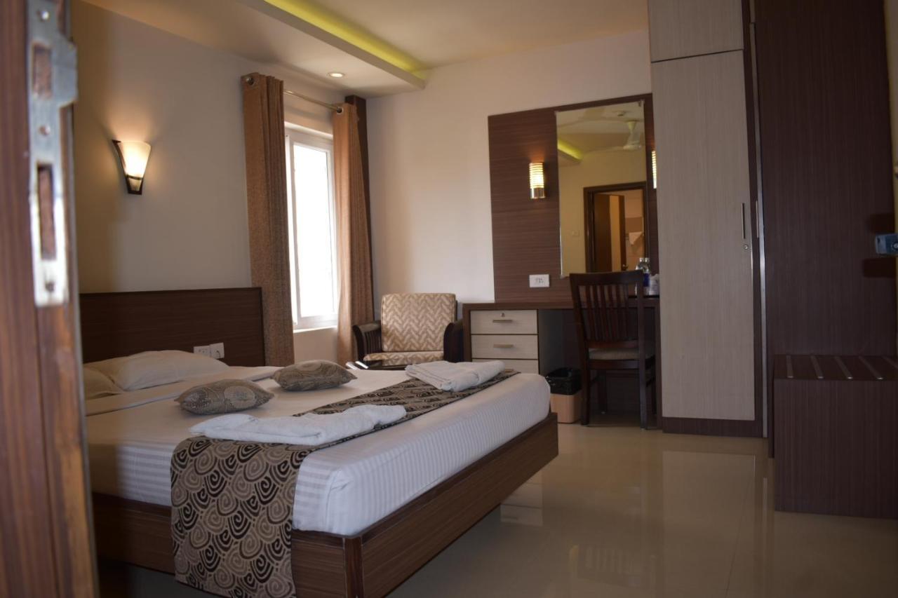 Hotel South Regency, Ernakulam Kochi Exteriör bild